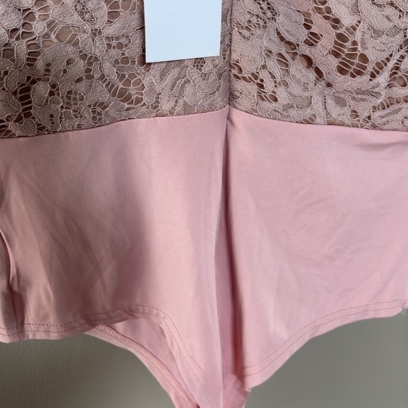 Karen Millen women’s lace stretch bodysuit scallop eyelash lace blush pink 4 - Picture 8 of 16
